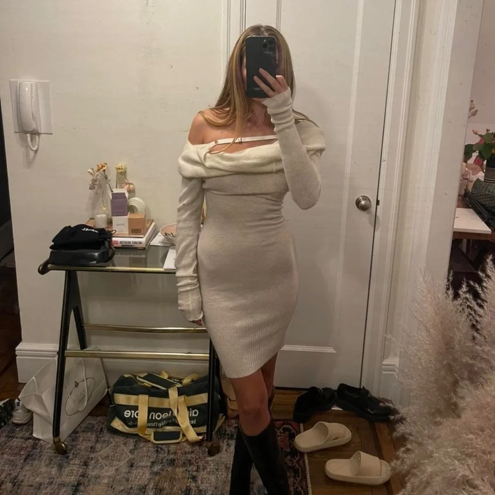 Jacquemus La Robe Ascua Wool Knitted Dress - Picture 2 of 5